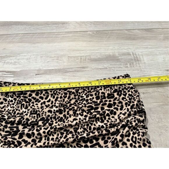 Vince Camuto, leopard ruched knee length skirt size S - Picture 6 of 8